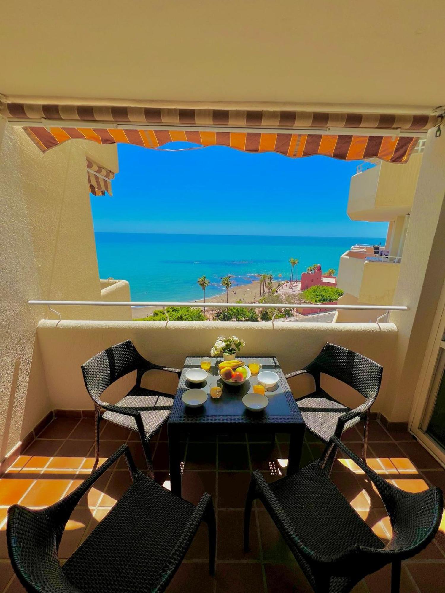 Frontal Sea View Apartment Benalbeach Benalmádena Zewnętrze zdjęcie